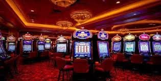 Member VIP vivamaster mengakses platform gaming dari perangkat mobile di Indonesia